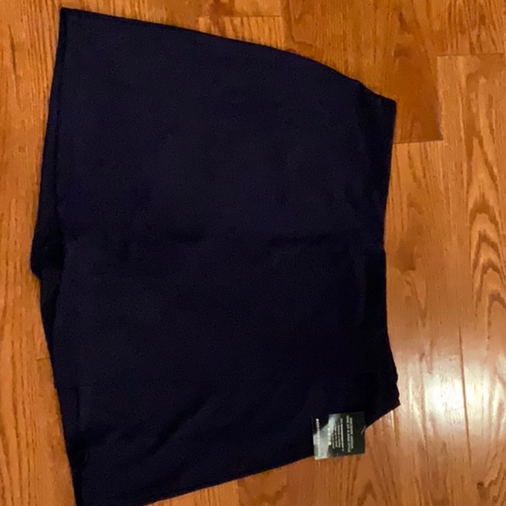 Navy skort that doesn’t wrinkle